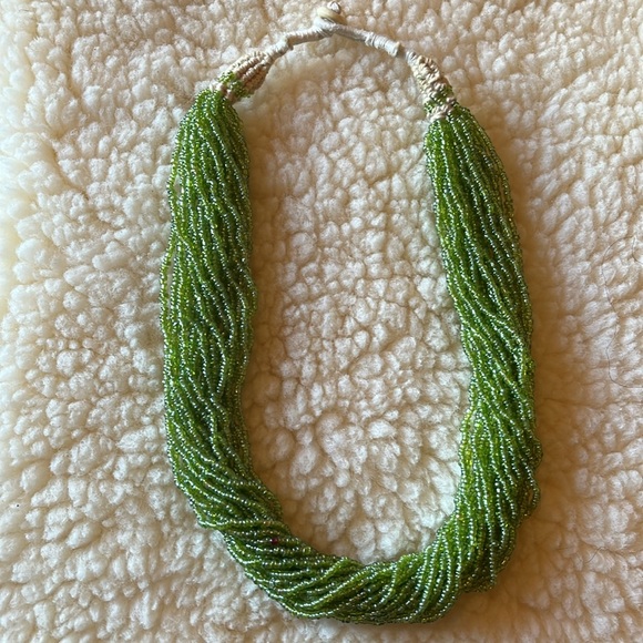 Green & Cream Beaded Necklace - Picture 7 of 17